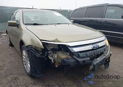 2012 Ford Fusion Hybrid z USA, uszkodzony, nr VIN 3FADP0L32CR191658